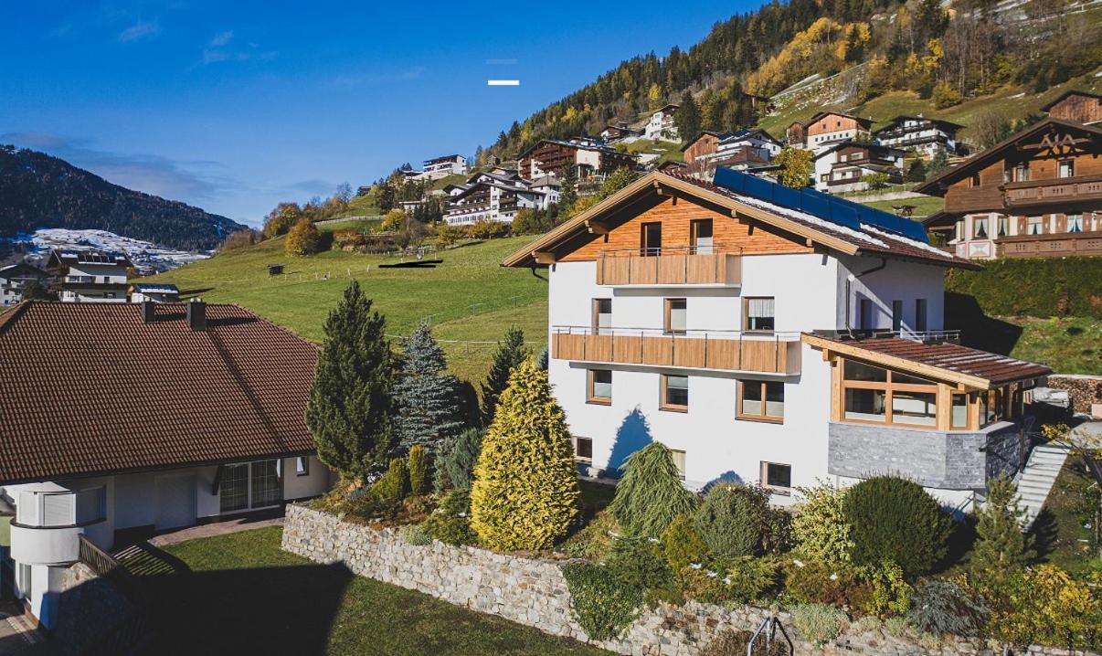 Appartement Pitztal-Hochzeiger Inclusive Pitztal-Sommer Card Jerzens Kültér fotó